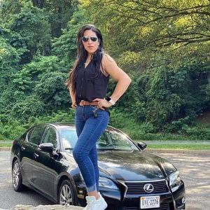 Meet your Posher, Alizon